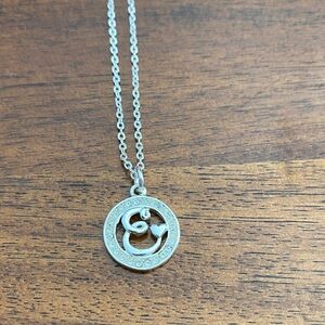Elegant Silver  Pendant Necklace